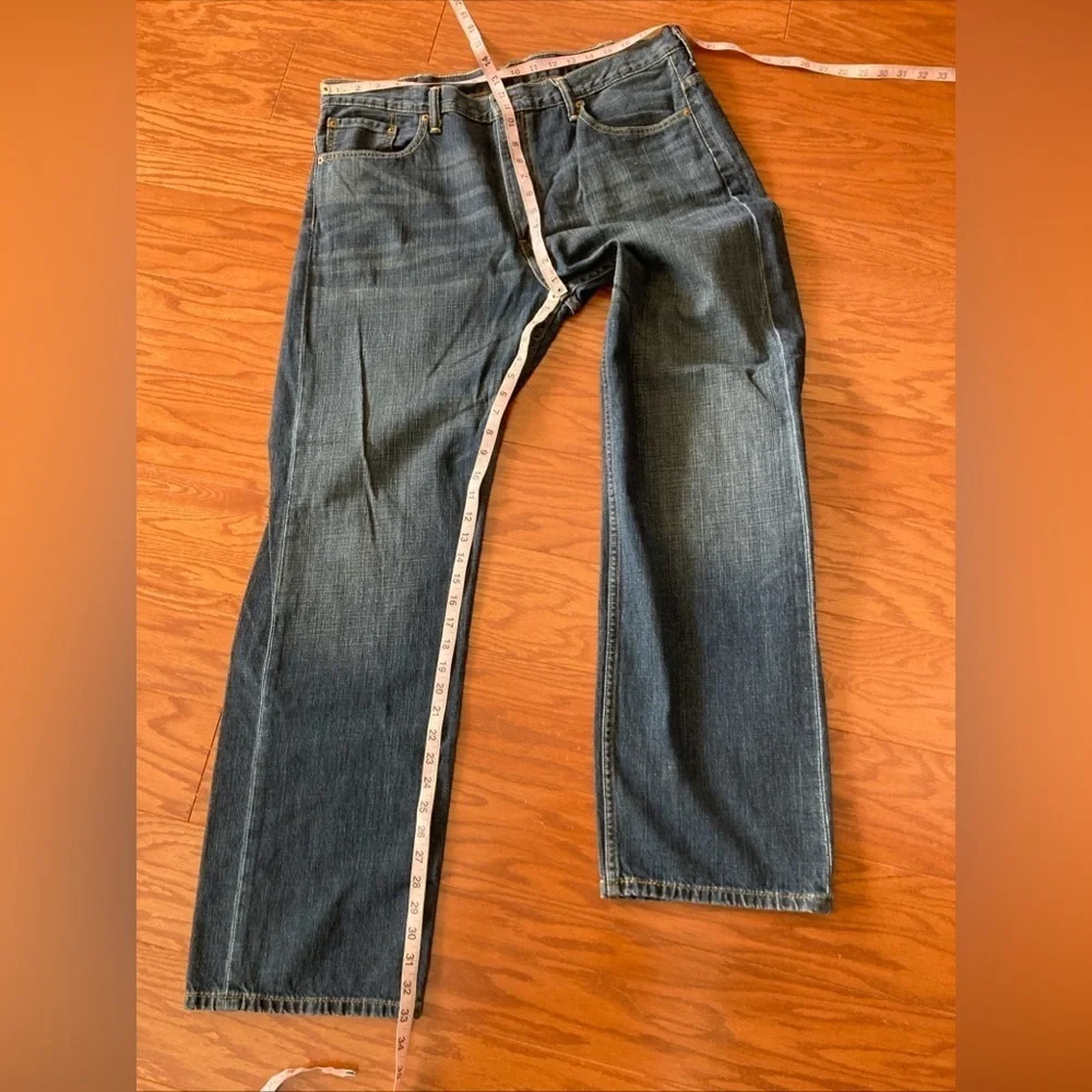 Levi's men's 569 straight leg blue jeans 38 x 34 actual 32